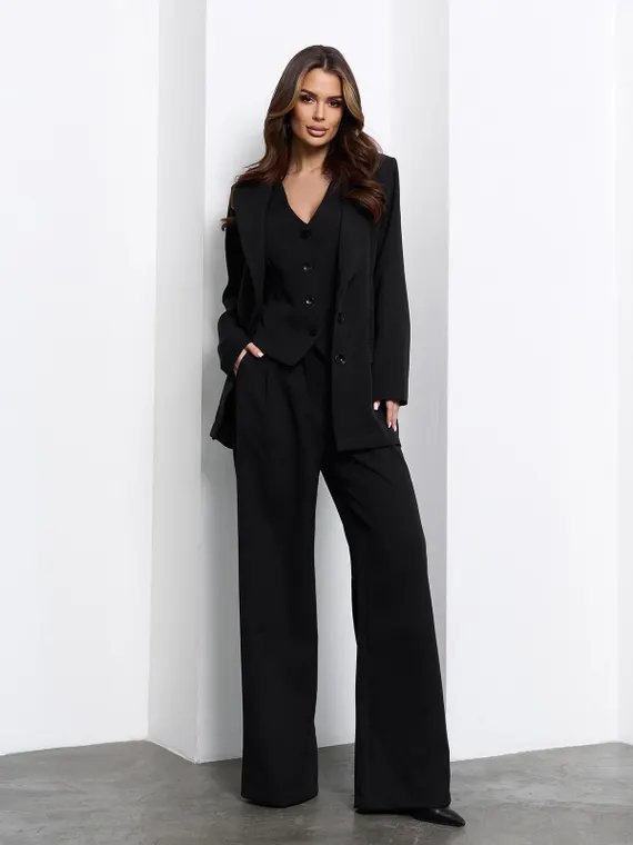 Suits and trousers made of double layer fabric
